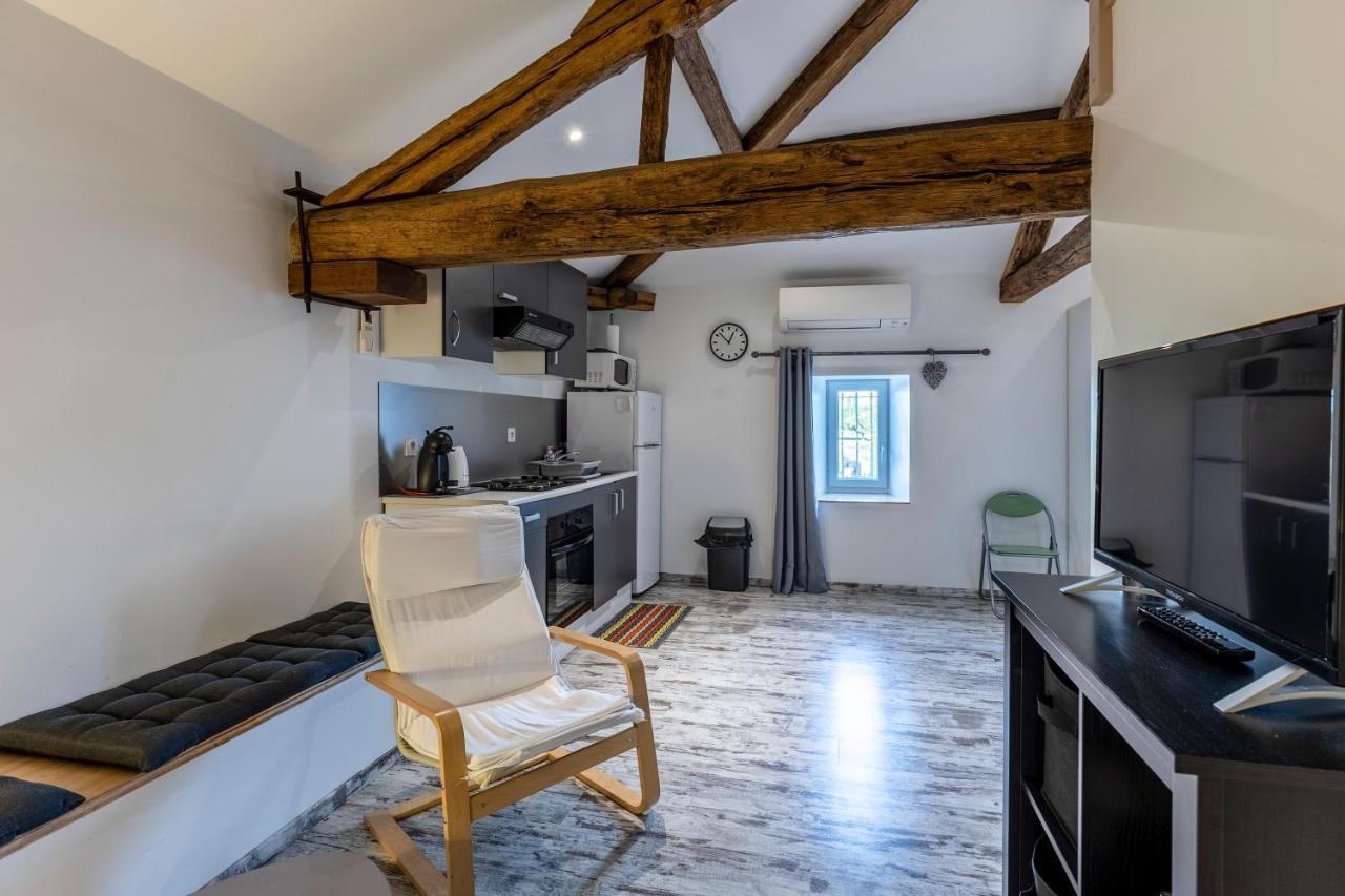 Chambres D'Hotes Chateau Pierre De Montignac Civrac-en-Médoc Dış mekan fotoğraf