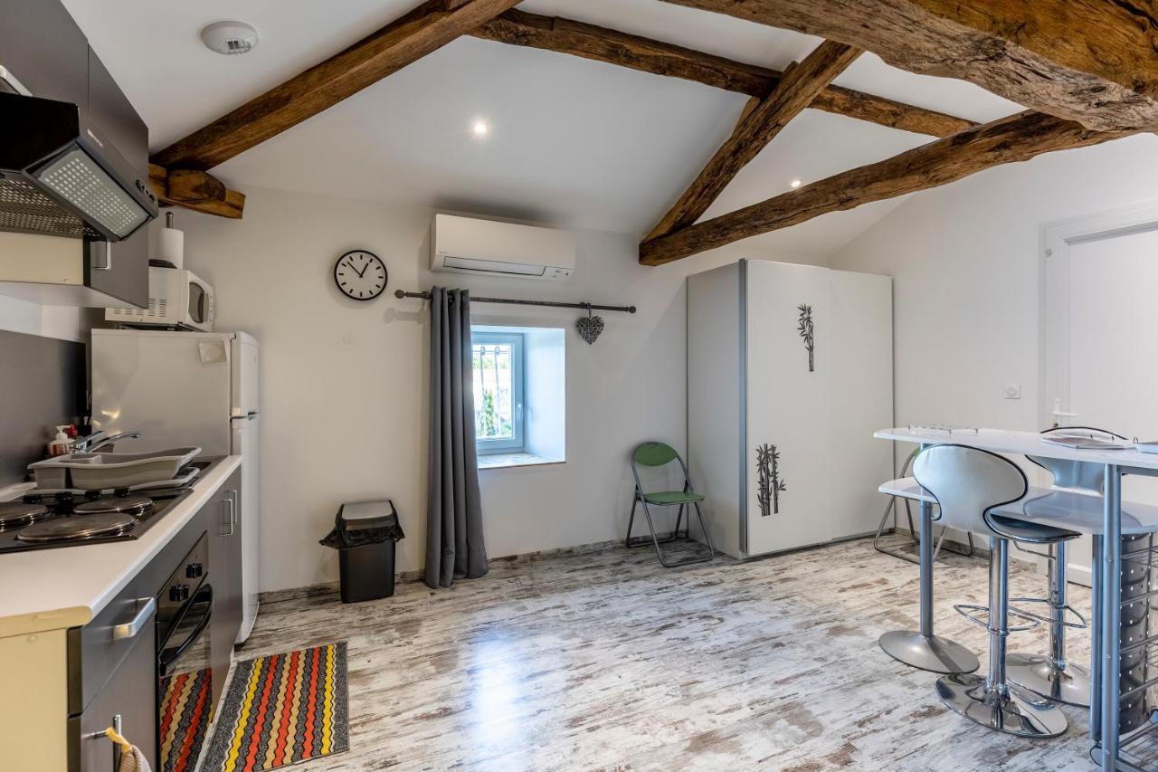 Chambres D'Hotes Chateau Pierre De Montignac Civrac-en-Médoc Dış mekan fotoğraf